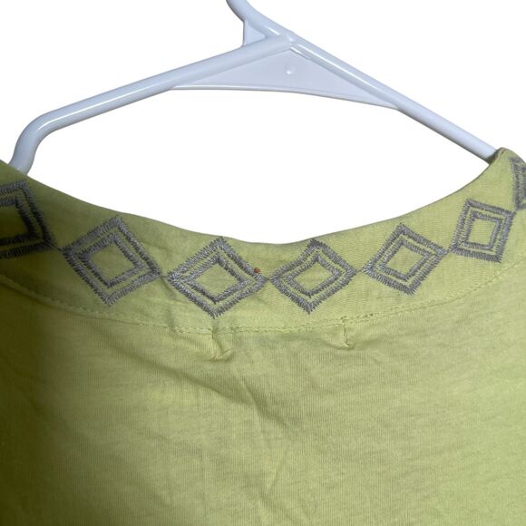 Vertigo Paris Blouse Women's XL Neon Embroidered V-Neck Short Sleeve Top NWT - Picture 10 of 13